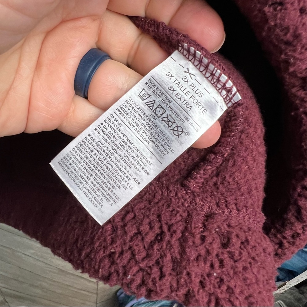 Cozy Sherpa Zip-front Jacket 3x - Picture 7 of 13
